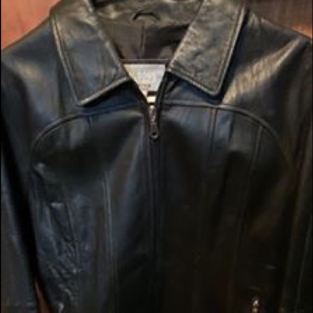 Wilson’s Leather Woman’s Leather Jacket Black